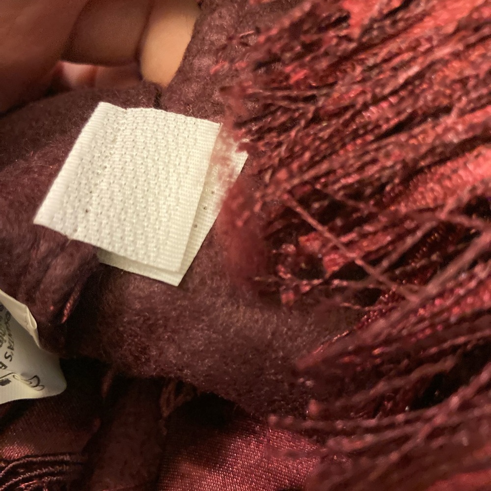 1 LEFT! — 48 Inch Burgundy Tree Skirt with Tasseled Border - Christmas Eve - Picture 10 of 11